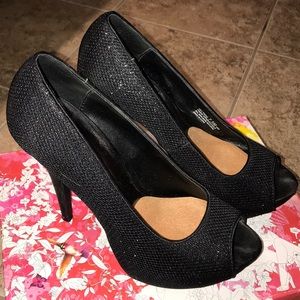 Chinese laundry black sparkle peep toed heels